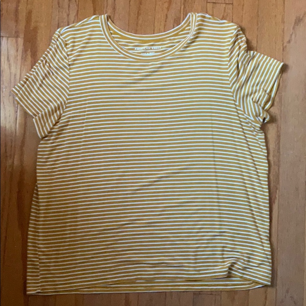 American Eagle stripped tee shirt